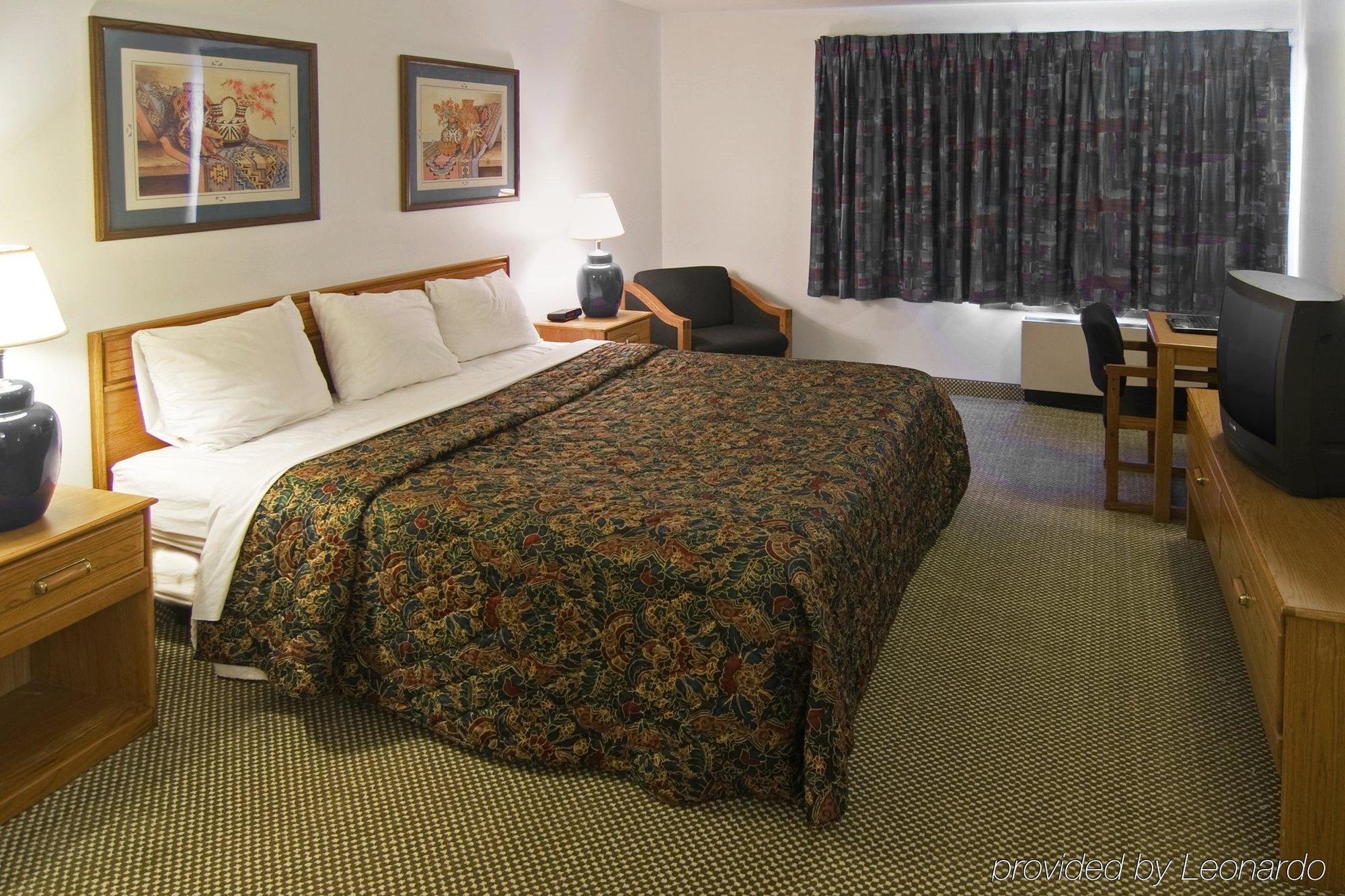 Howard Johnson By Wyndham Appleton Habitación foto